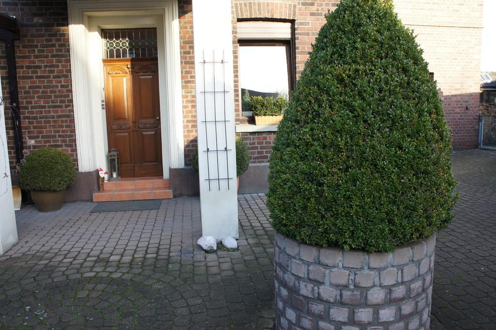 Ferienwohnung Poettershof Krefeld Rom bilde